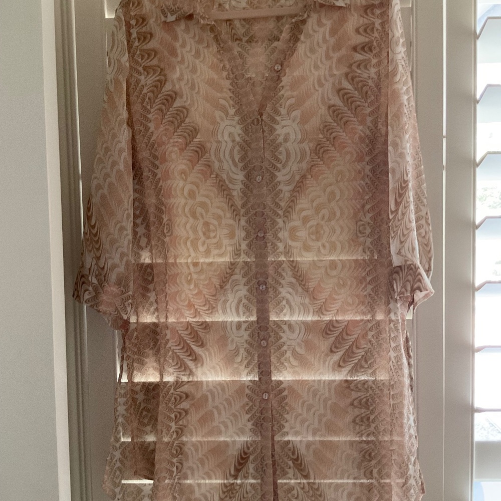 Chico’s multi colored blouse, size 2(12-14)